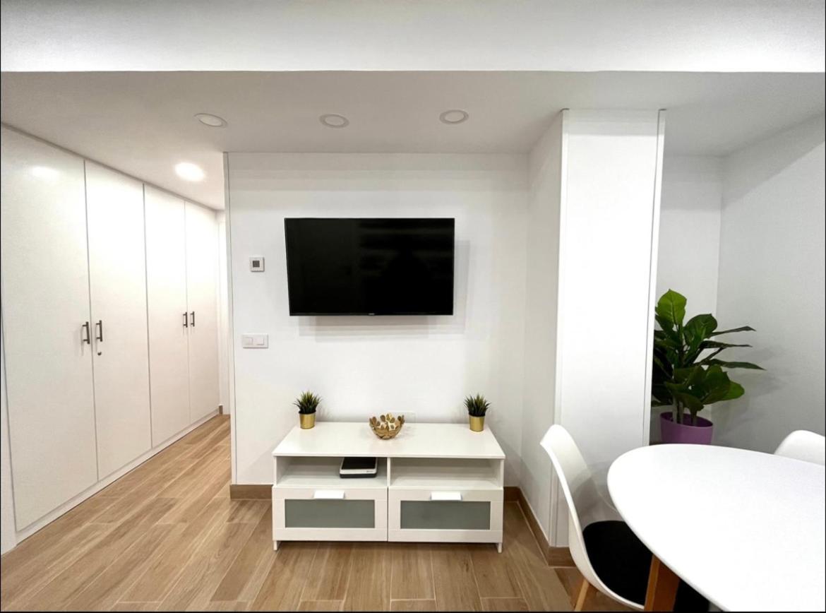 Maximilian Dreams Appartement Madrid Buitenkant foto