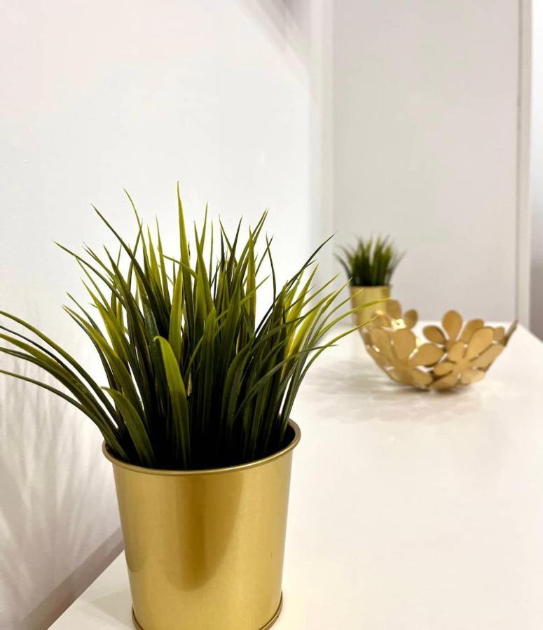 Maximilian Dreams Appartement Madrid Buitenkant foto